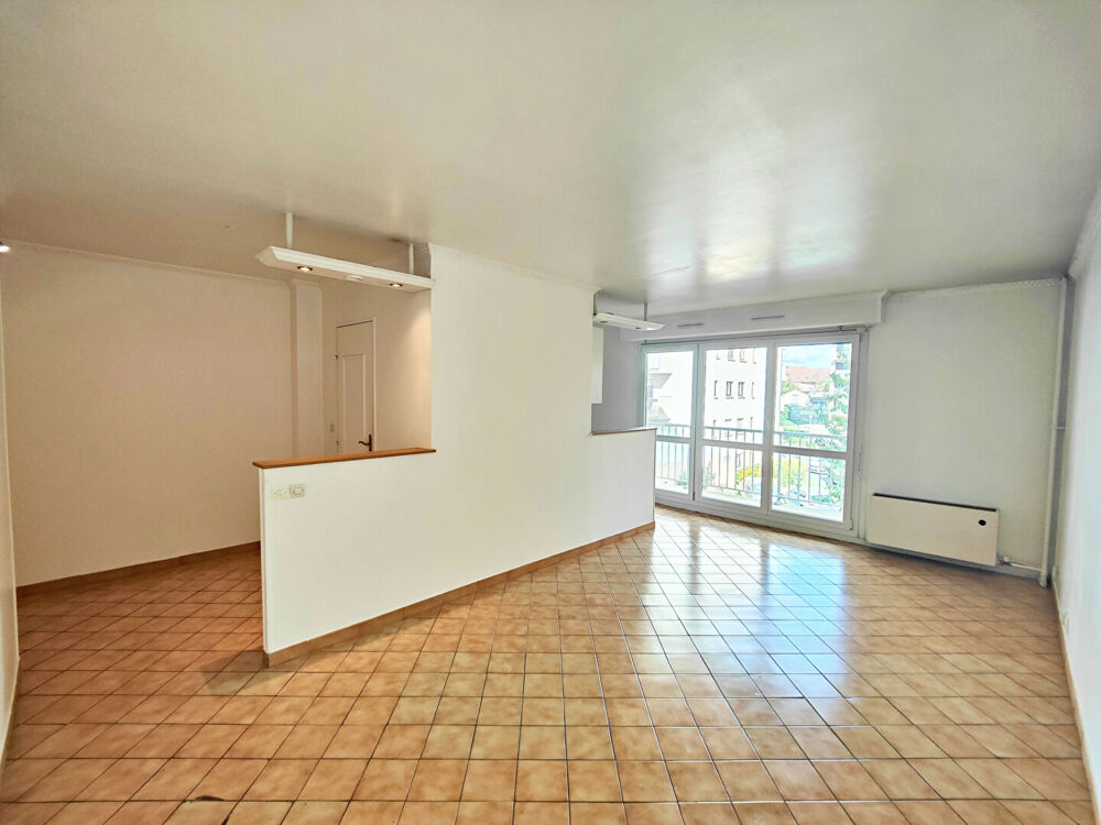 Location Appartement Studio de 34m² avec balcon à MELUN Melun
