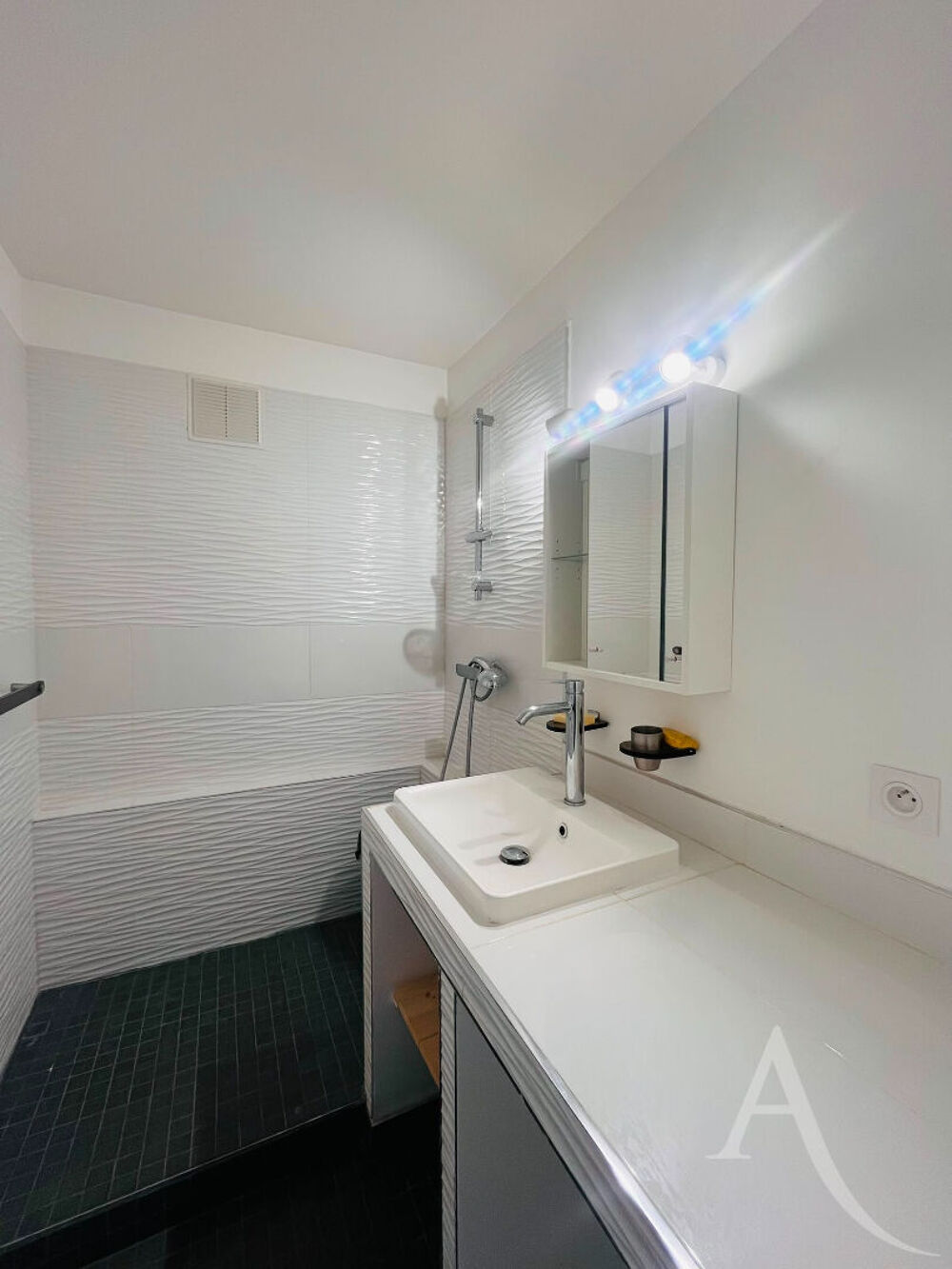 Vente Appartement Appartement Montreuil 4 pièce(s) 81.86 m2 Montreuil