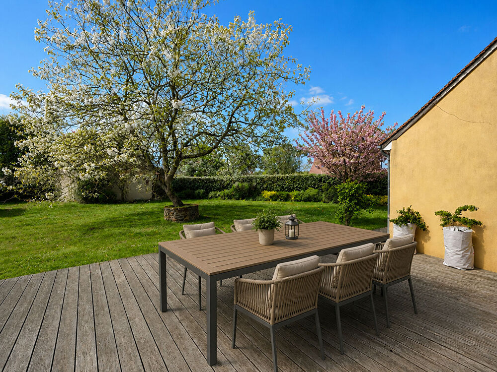 Vente Maison Superbe maison familiale de 205 m² avec 5 chambres, aux portes du Mans. Rouillon