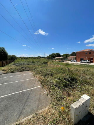  Terrain à vendre 1661 m²