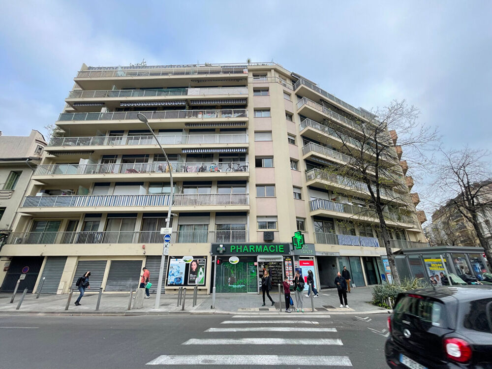 Vente Parking/Garage GARAGE BOX SÉCURISÉ 62 BOULEVARD GAMBETTA Nice