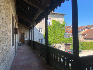  Appartement à louer 4 pièces 119 m²