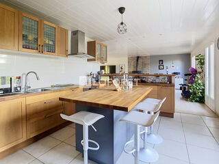  Maison à vendre 8 pièces 195 m²