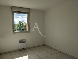  Appartement à louer 2 pièces 50 m²