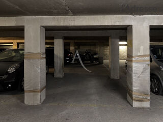  Parking / Garage � vendre 