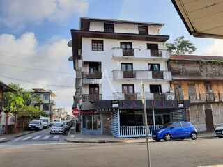  Immeuble à vendre 15 + pièces 749 m² Cayenne
