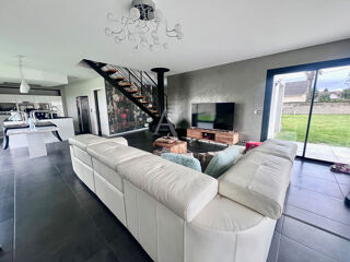  Maison  vendre 7 pices 165 m