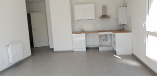  Appartement à louer 2 pièces 44 m²