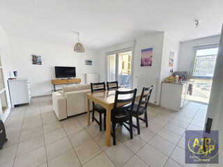  Appartement à louer 3 pièces 62 m²