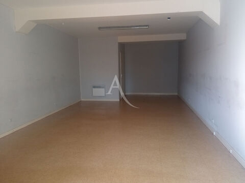   CHALLANS, Route des Sables local commercial 52.75 m² 