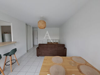  Appartement à louer 2 pièces 45 m²