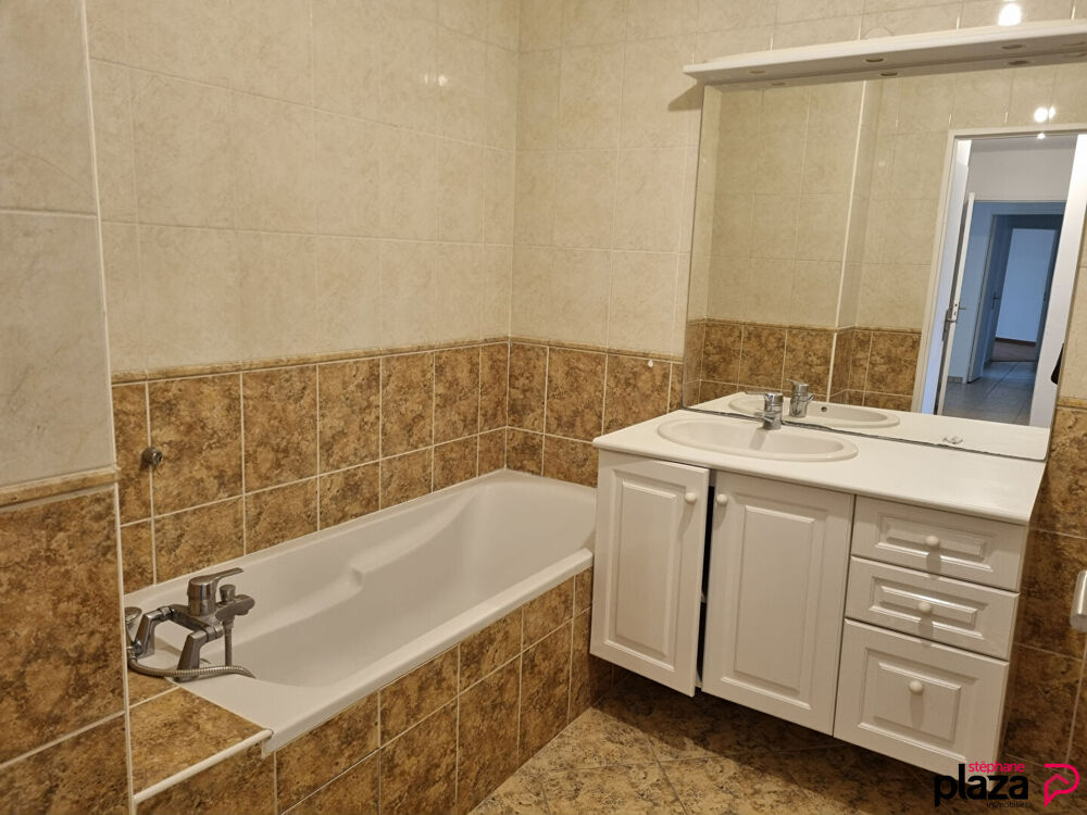 � vendre  Appartement Ferney-Voltaire (01210)