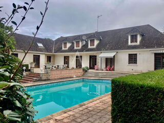  Maison � vendre 8 pi�ces 388 m�