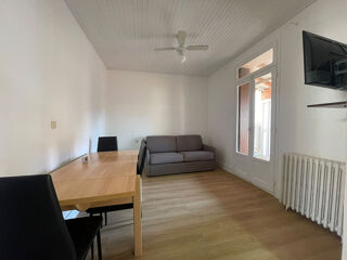  Appartement à louer 3 pièces 55 m²