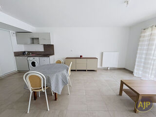  Appartement à louer 2 pièces 43 m²