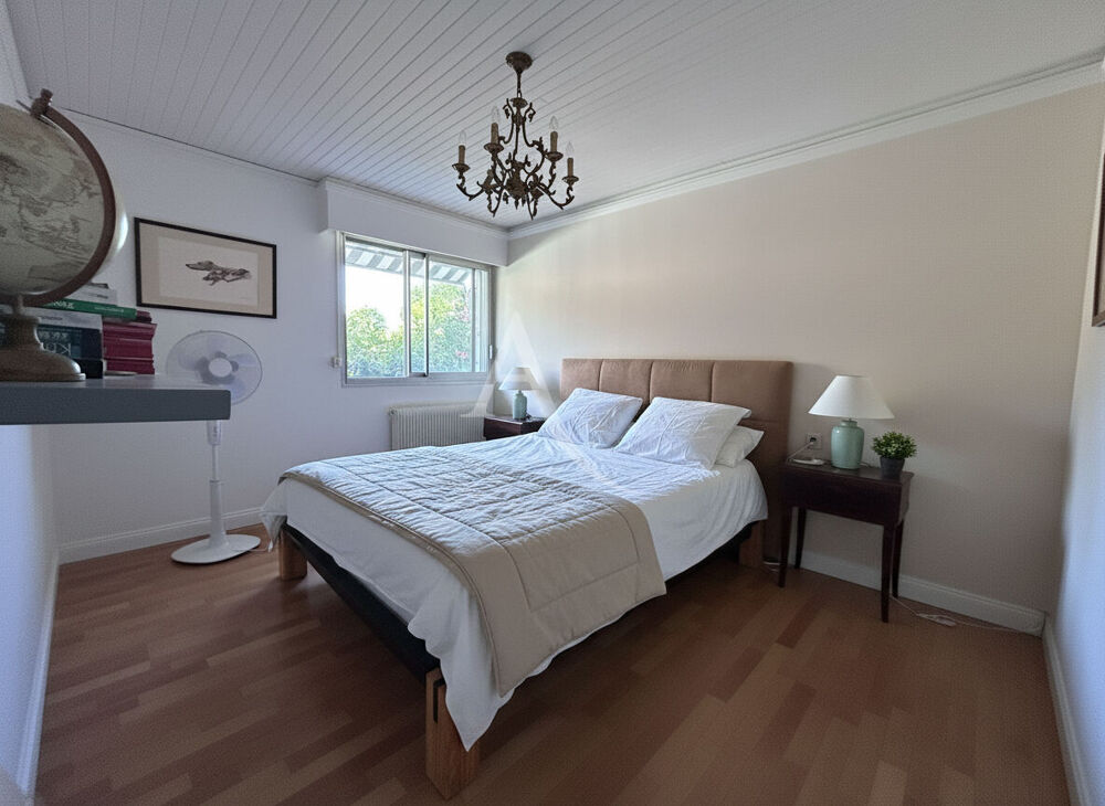 Vente Maison Maison Merignac 6 pièce(s) 152 m2 Merignac