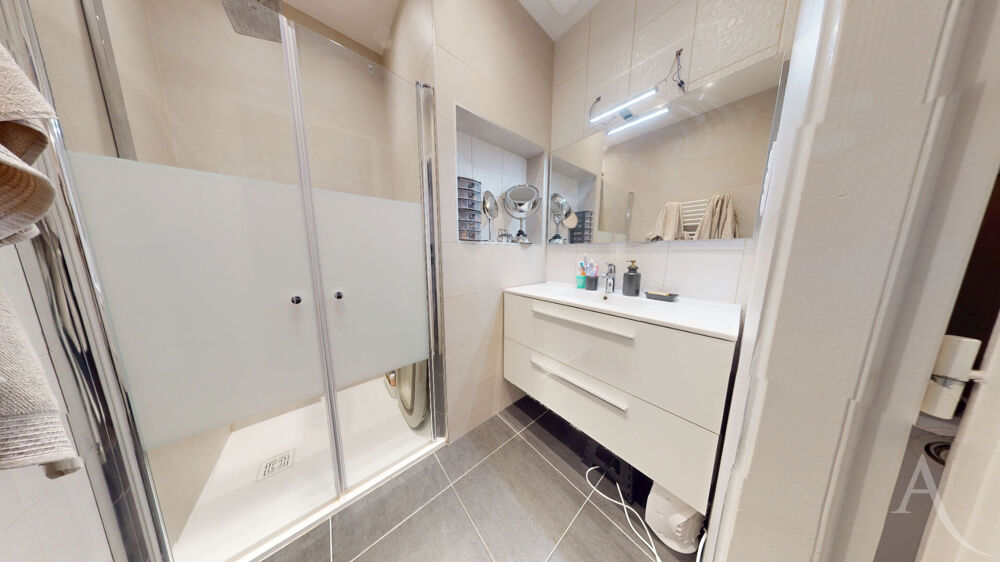 Vente Appartement Exclusivité  à GRENOBLE - Appartement 3 pièce(s) 75 m2 Grenoble