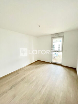  Appartement � louer 4 pi�ces 80 m�