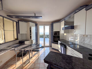  Maison � vendre 8 pi�ces 159 m�