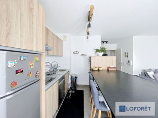  Appartement à louer 3 pièces 61 m²