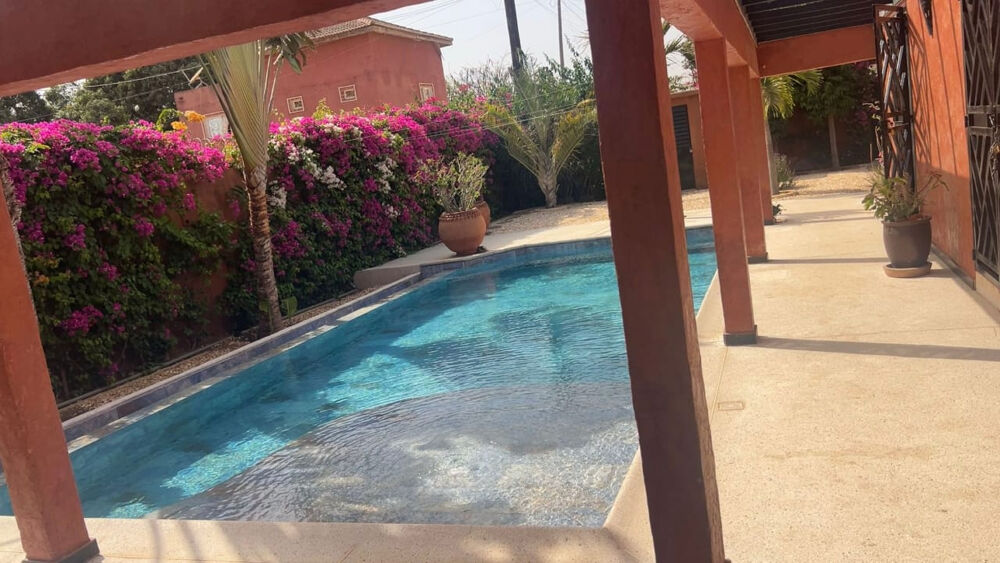 Location Maison Belle villa meublée avec piscine à Ngaparou en 3ème ligne de la mer Ngaparou (Senegal)