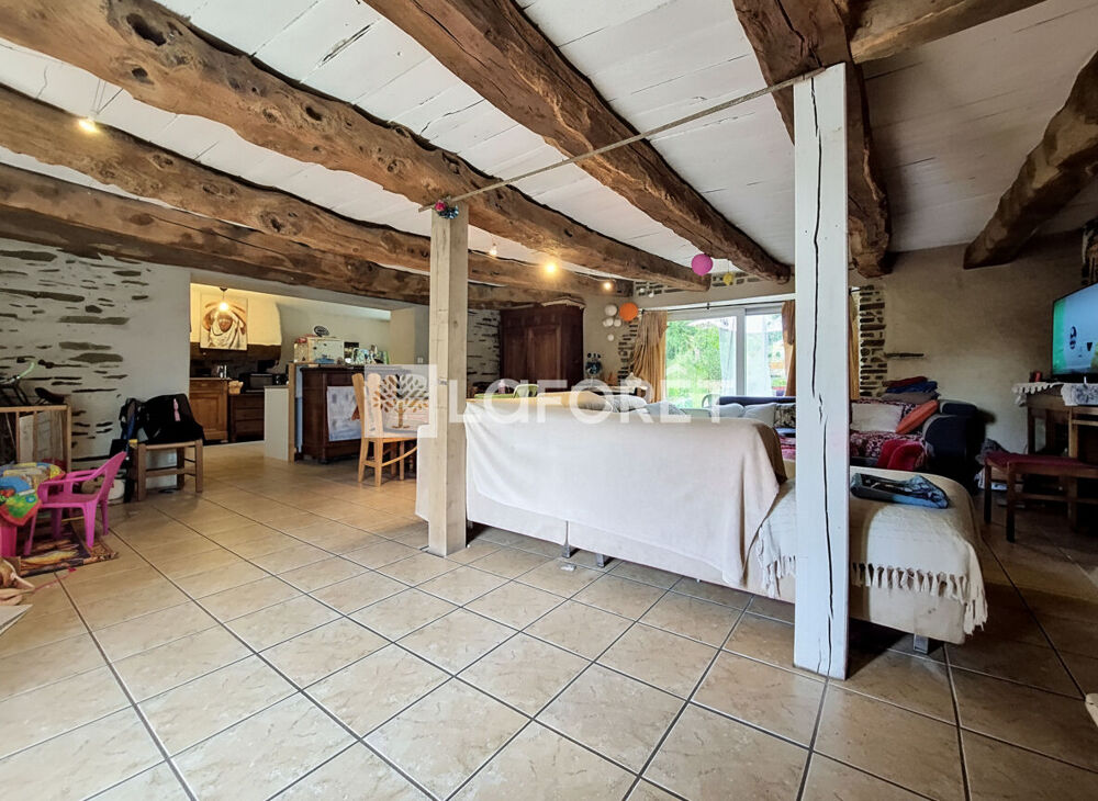 Vente Maison Maison Loyat 8 pièce(s) 198 m2 Loyat