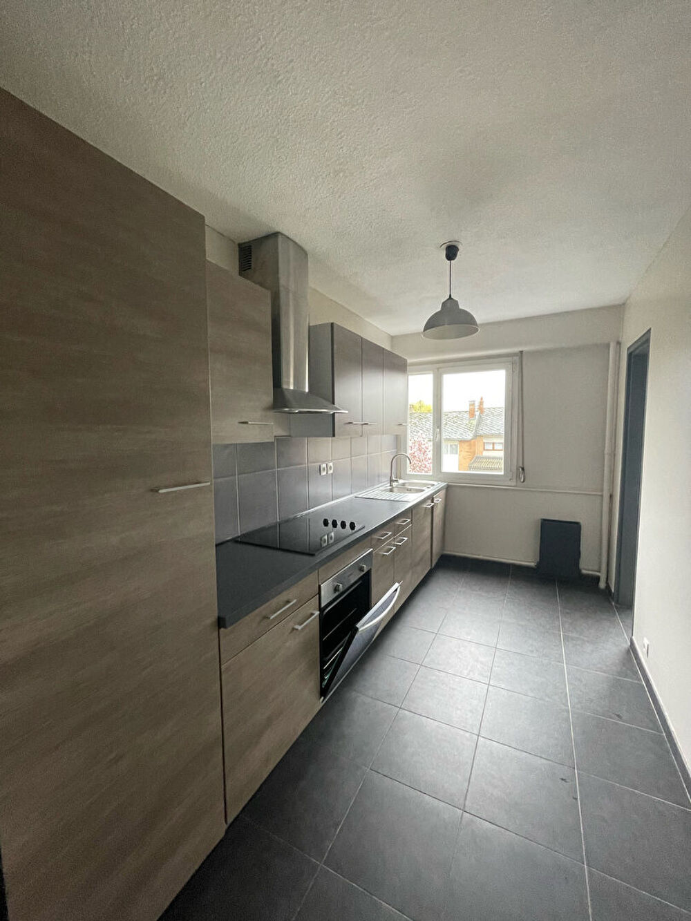 Location Appartement SAINT SAULVE - A PROXIMITE DE LA PISCINE ET DE TOUS COMMERCES. Valenciennes