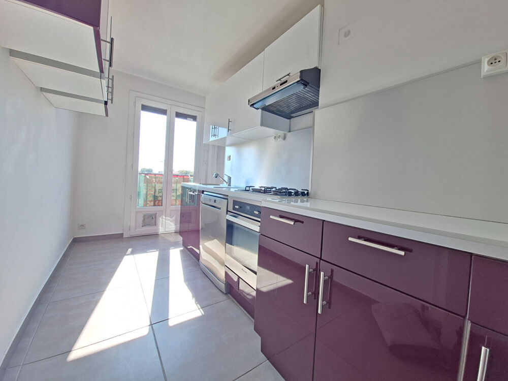 Perpignan T4 de 69,6m2 avec balcon, cave et parking
