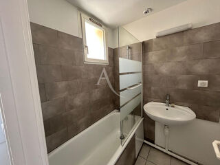  Immeuble à vendre 9 pièces 234 m²
