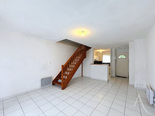  Maison à louer 3 pièces 64 m²