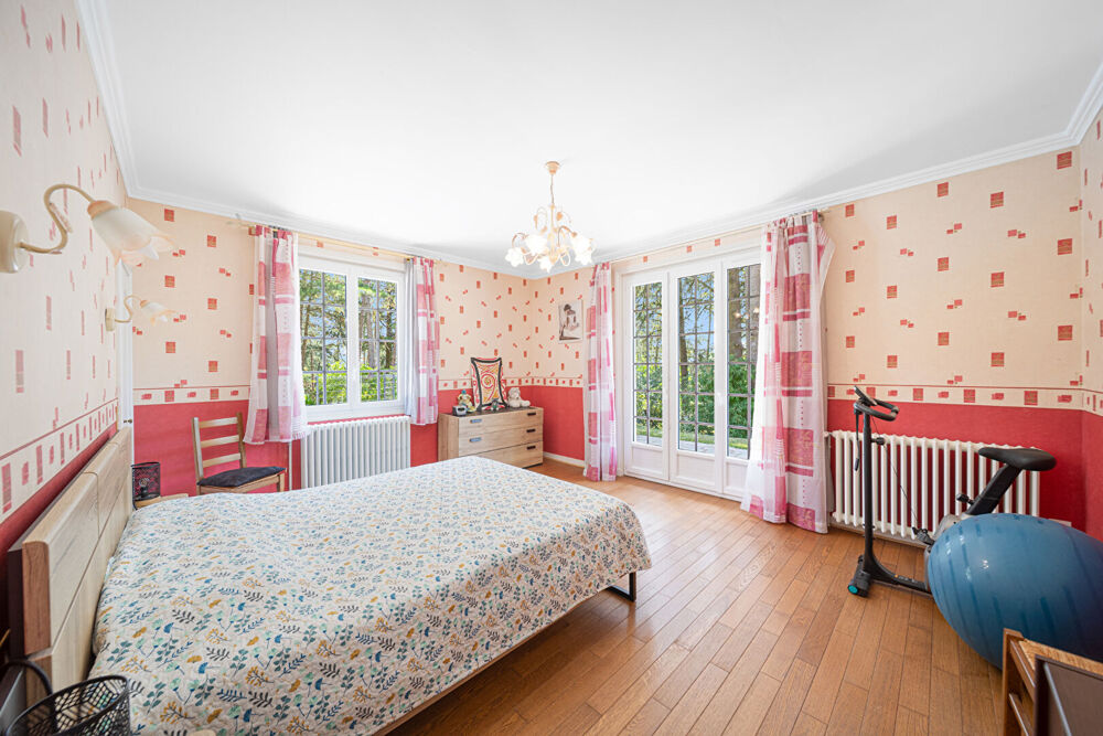 � vendre  Maison Givry (71640)