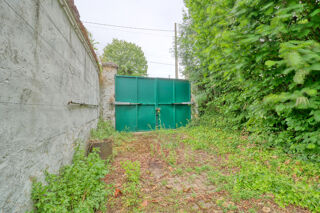  Terrain à vendre 278 m²