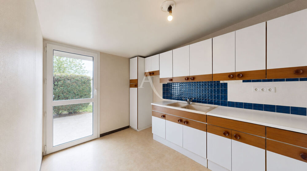 Vente Maison Maison Roissy En Brie  4 pièce(s) 76.66 m2 Pontault combault