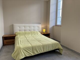  Maison à vendre 11 pièces 394 m²