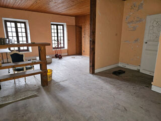  Maison � vendre 15 + pi�ces 570 m�