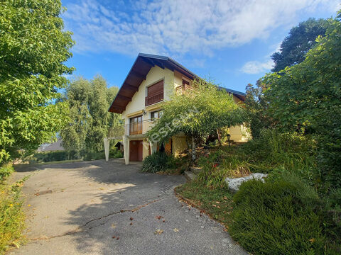   Maison spacieuse sur sous-sol complet � Sonnaz - Id�ale pour une famille ! Maison - 9 pi�ce(s) - 170 m�