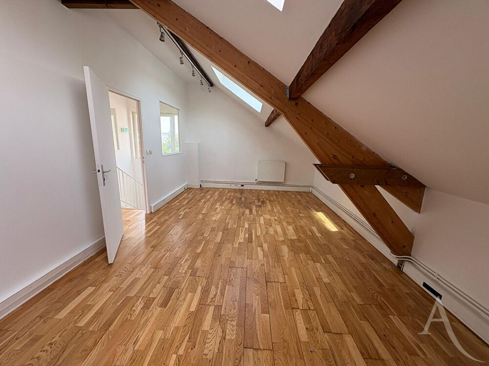   Maison Montreuil 11 pièce(s) 201 m2 Montreuil