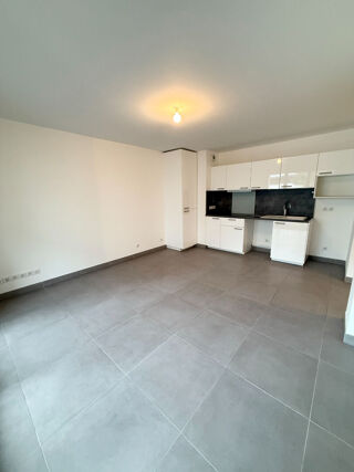  Appartement � louer 2 pi�ces 49 m�