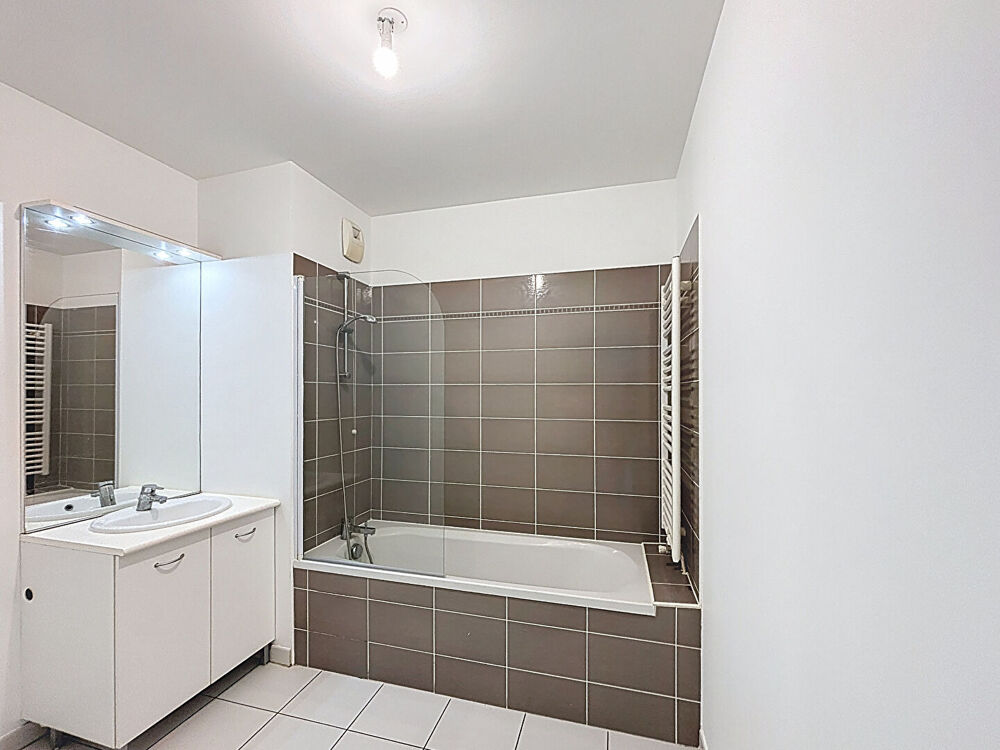 Vente Appartement Appartement Orléans 3 pièces 64 m² Orleans