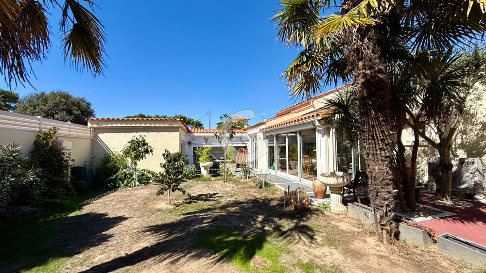 MAISON 7 PIECES-155M²- À VENDRE À JARD SUR MER