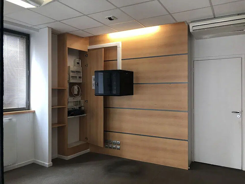   LE CREUSOT - Local d'activité de 32 m2 Le creusot