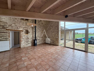  Maison � louer 3 pi�ces 95 m� La chaize le vicomte