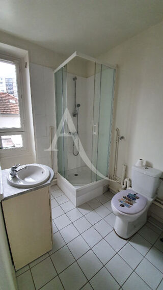  Appartement à louer 1 pièce 25 m²