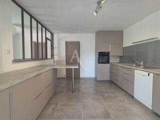  Maison à vendre 10 pièces 310 m²