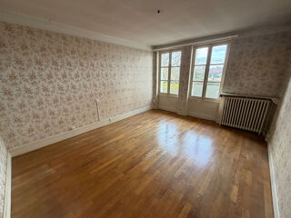  Immeuble � vendre 15 + pi�ces 562 m�