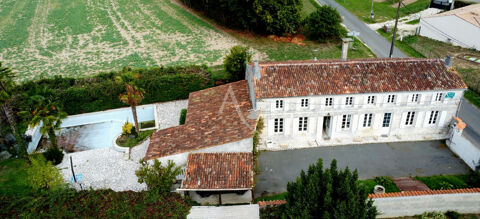   Ancienne longère aux portes de Saintes Maison - 5 pièce(s) - 186 m²
