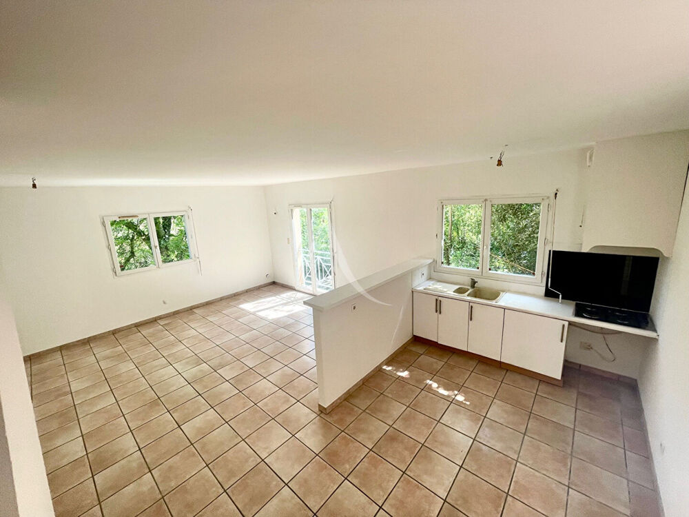 Vente Maison Maison  T3 avec jardin proche L'Isle Jourdain L isle jourdain