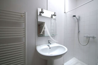  Appartement à louer 3 pièces 55 m²