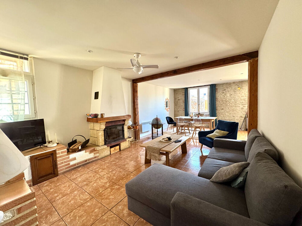 Location Maison Maison de ville  6 pièce(s) 143 m2 Elne