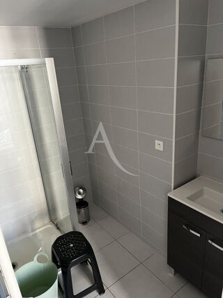  Appartement à louer 2 pièces 36 m²